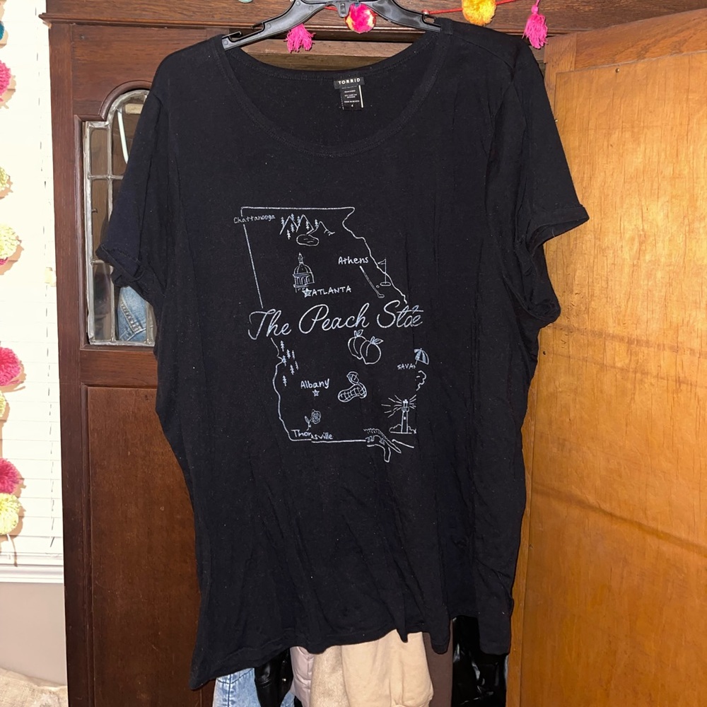 Women’s plus size tee